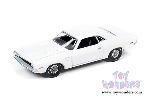 Auto World - Hemmings Muscle Machines | Dodge Challenger R/T Hardtop (1970,1/64 scale diecast model car, White) AWSP050/24B