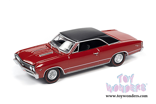 Auto World - Hemmings Muscle Machines | Chevrolet&reg; Chevelle SS Hardtop (1967,1/64 scale diecast model car, Bolero Red/Black) AWSP051/24A