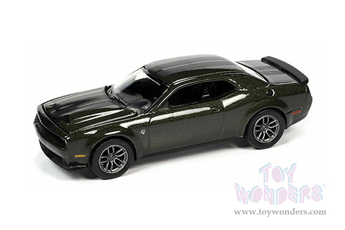 Auto World Premium - 2021 Release 3 | Dodge Challenger SRT Hellcat (2019, 1/64 scale diecast model car, F8 Green Metallic) AWSP076/24B