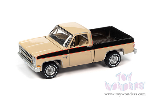 Auto World Premium - 2021 Release 5 | Chevrolet&reg; Silverado&trade; Pickup Truck "Muscle Trucks" (1985, 1/64 scale diecast model car, Tan Body w/Dark Brown Side Stripes & Bed) AWSP087/24B
