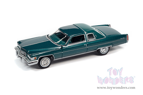 Auto World Premium - 2022 Release 3 | Cadillac&reg; Coupe DeVille&trade; "Luxury Cruisers" (1975, 1/64 scale diecast model car, Greenbriar Firemist & Dark Green Vinyl Roof) AWSP109/24A