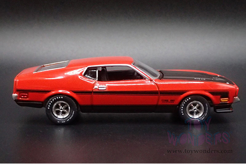 Auto World Premium - Ford Mustang Boss 351 "Mecum Auctions" (1971, 1/64 scale diecast model car, Calypso Coral) AWSP159/24