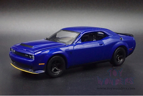 Auto World Premium - Dodge Challenger SRT Demon "Mecum Auctions" (2018, 1/64 scale diecast model car, Indiglo Blue) AWSP161/24