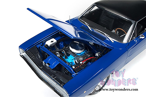 Auto World Silver Screen Machines - Christine - Dennis Guilder's Dodge Charger Hard Top (1968, 1/18 scale diecast model car, Blue) AWSS111