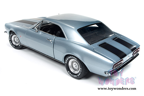 Auto World Silver Screen Machines - Christine - Buddy Repperton's Chevy Camaro Hard Top (1967, 1/18 scale diecast model car, Gray) AWSS114