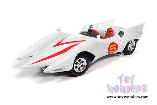 Auto World - Speed Racer Mach 5 with Chim Chim and Speed Racer Figures (1/18 scale diecast model car, White) AWSS124