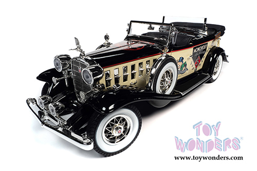 Auto World - MONOPOLY Cadillac V16 Sport Phaeton Convertible with Mr. Monopoly Figure (1932, 1/18 scale diecast model car, Cream/Black) AWSS127