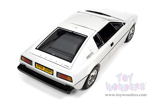 Auto World Silver Screen Machines | James Bond 007 Lotus Esprit S1 Submarine Car "The Spy Who Loved Me" (1971, 1/18 scale diecast model car, White) AWSS132
