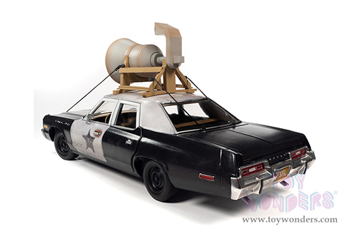 Auto World - Dodge Monaco "Bluesmobile" with Loud Speaker (Dirty) with Jake and Elwood Blues Figures "The Blues Brothers" (1980) Movie (1974, 1/18 scale diecast model car, Black/White) AWSS133