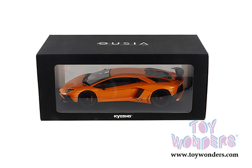Kyosho Ousia - Lamborghini Aventador LP 750-4 Superveloce Hardtop (1/18 scale diecast model car, Orange) C09521P