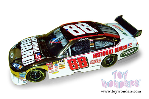 Action Racing Collectables - NASCAR Dale Earnhardt #88 National Guard Chevy Impala SS (2008, 1/24 scale diecast model car, Gold Chrome) C4493