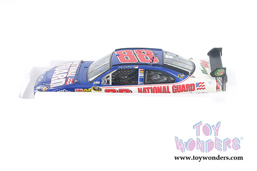 Action Racing Collectables - NASCAR Dale Earnhardt #88 National Guard/AMP Energy Chevy Impala SS (2009, 1/24 scale diecast model car, White/Blue) C8689