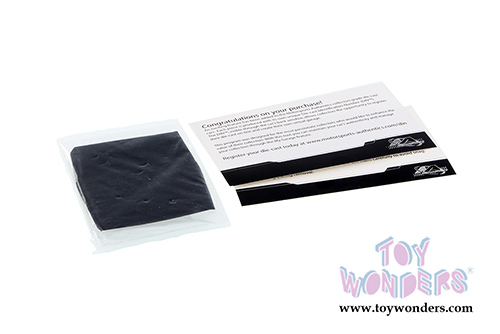 Action Racing Collectables - NASCAR Dale Earnhardt #88 National Guard/AMP Energy Chevy Impala SS (2009, 1/24 scale diecast model car, White/Blue) C8689