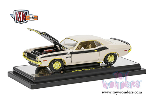Castline M2 Machines Detroit-Muscles&reg; - CHASE Car Dodge Challenger T/A Hard Top (1970, 1/24 scale diecast model car, White w/Gold triming) CC40300/53B