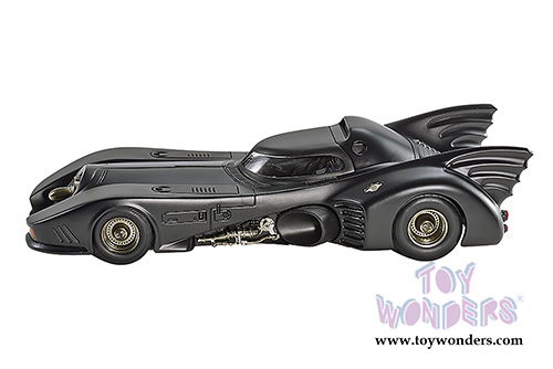 Mattel Hot Wheels - Batman Returns Batmobile (1/18 scale diecast model car, Black) CMC96