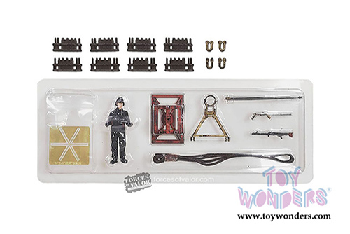 Forces of Valor - German Heavy Tank Destroyer Sd.Kfz.186 Jagdtiger (With Henschel suspension & Road Wheels) (1/32 scale diecast model car, Camouflage Forest) FOV-801024A