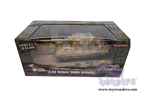 Forces of Valor - German Heavy Tank Destroyer Sd.Kfz.186 Jagdtiger (With Ferdinand Design Bogie & Road Wheel) (1/32 scale diecast model car, Camouflage Forest) FOV-801065A