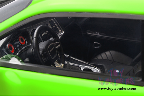 GT Spirit - Dodge Challenger Hellcat SRT Hard Top (1/18 scale resin model car, Go Green) GT168