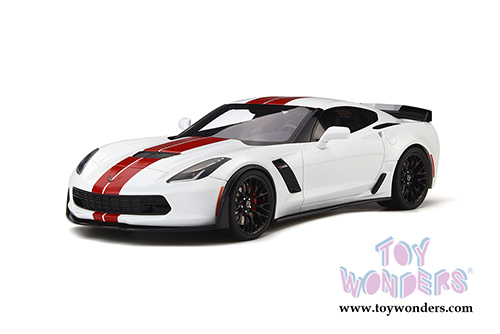 GT Spirit - Chevrolet Corvette C7 Z06 Hardtop (2016, 1/18 scale resin model car, Artic White) GT214