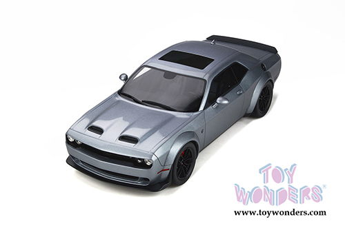 GT Spirit - Dodge Challenger SRT Hellcat Hardtop (1/18 scale resin model car, Silver) GT226