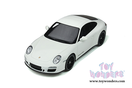 GT Spirit - Porsche 911 GTS Hardtop (2011, 1/18 scale resin model car, Carrara White) GT287