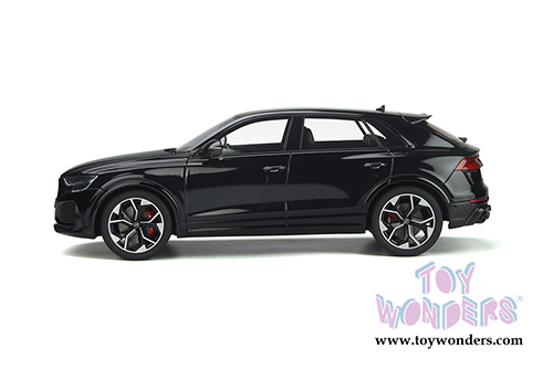 GT Spirit - Audi Q8 RS Hardtop (2020, 1/18 scale resin model car, Night Black) GT305