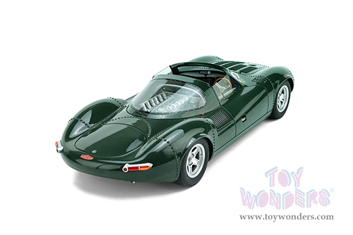 GT Spirit - Jaguar XJ13 Convertible (1/18 scale resin model car, British Racing Green) GT318