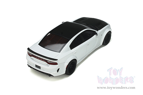 GT Spirit - Dodge Charger SRT Hellcat Redeye Hardtop (2021, 1/18 scale resin model car, White Knuckle/Matte Black) GT357