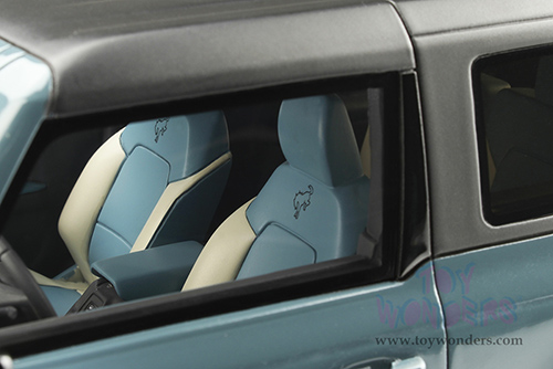 GT Spirit - Ford Bronco First Edition 2 Doors (2021, 1/18 scale resin model car, Area 51 Blue/Black Top) GT359