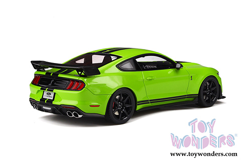 GT Spirit - Ford Shelby GT500 Hardtop (2020, 1/18 scale resin model car, Grabber Lime) GT803