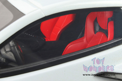 GT Spirit - Chevrolet&reg; Corvette&reg; C8 Hardtop (2020, 1/18 scale resin model car, Ceramic Grey Metallic) GT835