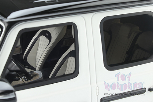 GT Spirit - Mercedes-Benz AMG G63 (2019, 1/18 scale resin model car, Polar White) GT848