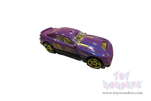 Mattel Hot Wheels - Pearl  & Chrome Assorted - 57th Anniversary Series (3" diecast model car, Purple/Gold) HDH54956G