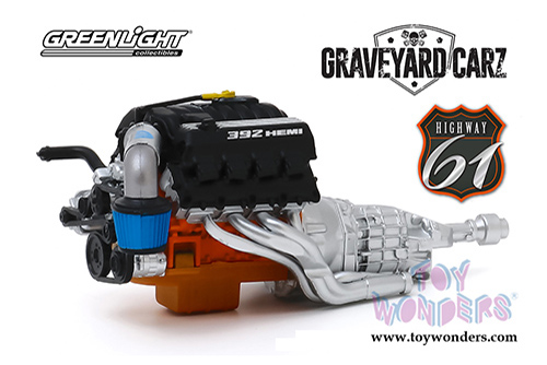 Greenlight Highway 61 - Plymouth 'Cuda with Custom Crate 392 HEMI Engine (2016 SEMA Show Unveil) Graveyard Carz (2012-Current TV Series) (2016, 1/18 scale diecast model car, Bright Green/Black) HWY18017