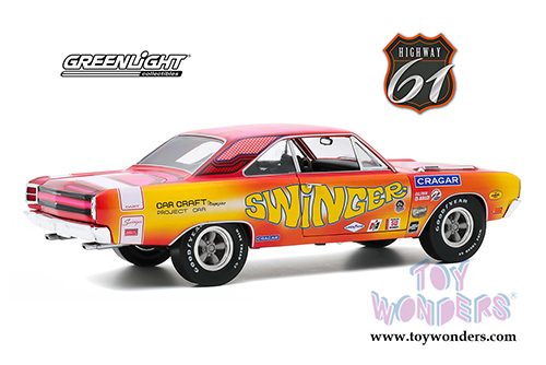Greenlight Highway 61 - 1969 Dodge Dart 340 - Swinger- Car Craft Project Car (1969, 1/18 scale diecast model car, Pink/Red/Yellow) HWY18024