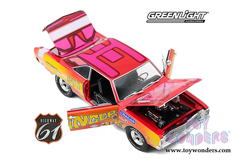 Greenlight Highway 61 - 1969 Dodge Dart 340 - Swinger- Car Craft Project Car (1969, 1/18 scale diecast model car, Pink/Red/Yellow) HWY18024