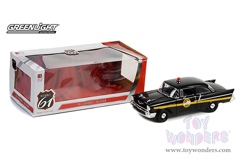 Greenlight Highway 61 - Chevrolet® 150 Sedan - Kentucky State Police (1957, 1/18 scale diecast model car, Black with Yellow stripes) HWY18027