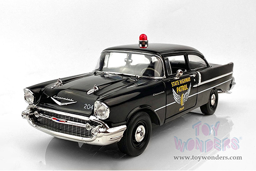 Greenlight Highway 61 - Chevrolet® 150 Sedan - Ohio State Highway Patrol (1957, 1/18 scale diecast model car, Black with White stripes) HWY18028