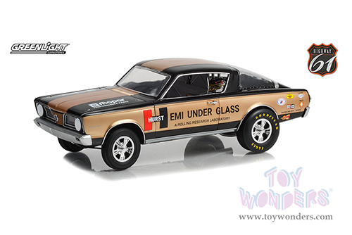Greenlight Highway 61 - Plymouth Barracuda - Hurst HEMI&reg; Under Glass "A Rolling Research Laboratory" (1966, 1/18 scale diecast model car, Gold/Black) HWY18034