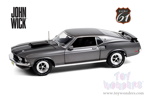 Greenlight Highway 61 - John Wick Ford Mustang BOSS 429  (1969, 1/18 scale diecast model car, Chrome) HWY18031