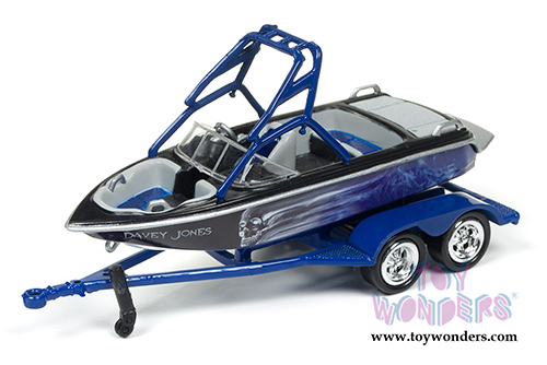 Round 2 Johnny Lightning - Gone Fishing 2017 Release 3 Set B (1/64 scale diecast model car, Asstd.) JLBT003/36B