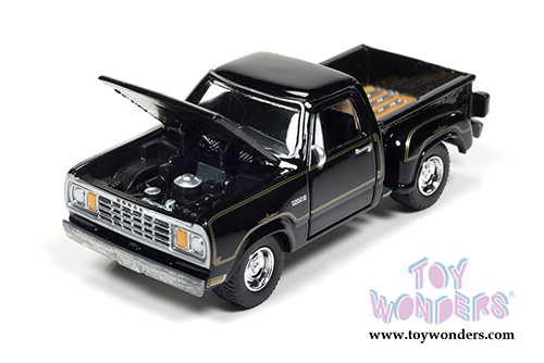 Round 2 Johnny Lightning Classic Gold Collection Release 2 Set A (1/64 scale diecast model car, Asstd.) JLCG002/48A