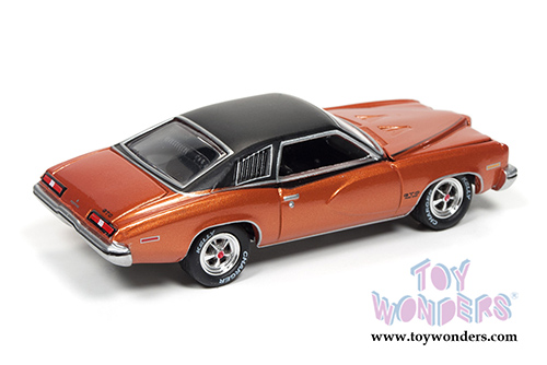 Round 2 Johnny Lightning Classic Gold Collection Release 2 Set B (1/64 scale diecast model car, Asstd.) JLCG002/48B