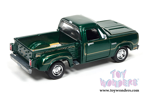 Round 2 Johnny Lightning Classic Gold Collection Release 2 Set B (1/64 scale diecast model car, Asstd.) JLCG002/48B