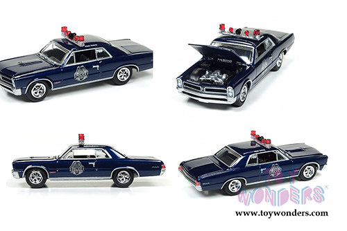 Round 2 Johnny Lightning - Classic Gold 2017 Release 1 Set B (1/64 scale diecast model car, Asstd.) JLCG003/48B