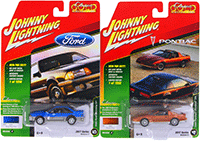 Show product details for Kinsmart - BMW X6 Hard Top (1/38 scale diecast model car, Asstd.) 5336D