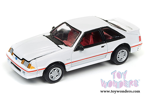 Round 2 Johnny Lightning - Classic Gold 2017 | Ford Mustang GT (1990, 1/64 scale diecast model car, Gloss White) JLCG010/24A