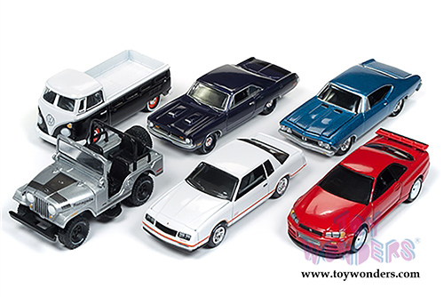 Round 2 Johnny Lightning - Classic Gold 2018 Release 1 Set B (1/64 scale diecast model car, Asstd.) JLCG013/12B