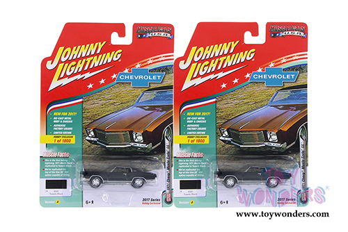 Round 2 Johnny Lightning - Muscle Cars U.S.A. | Chevy&reg; Monte Carlo SS (1971, 1/64 scale diecast model car, Gloss Black) JLMC009/24A