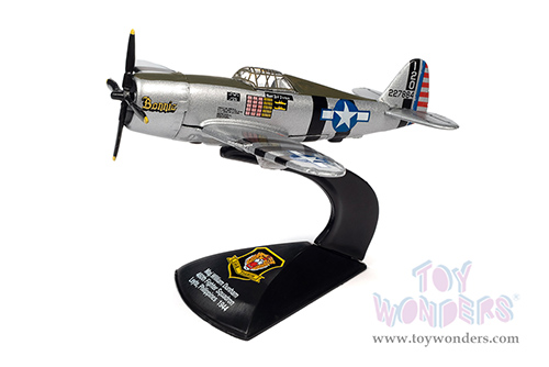 Round 2 Johnny Lightning - Military 2022 Release 2 Set A "WWII Warriors: Pacific Theater" (1/64 scale diecast model car, Asstd.) JLML008/48A
